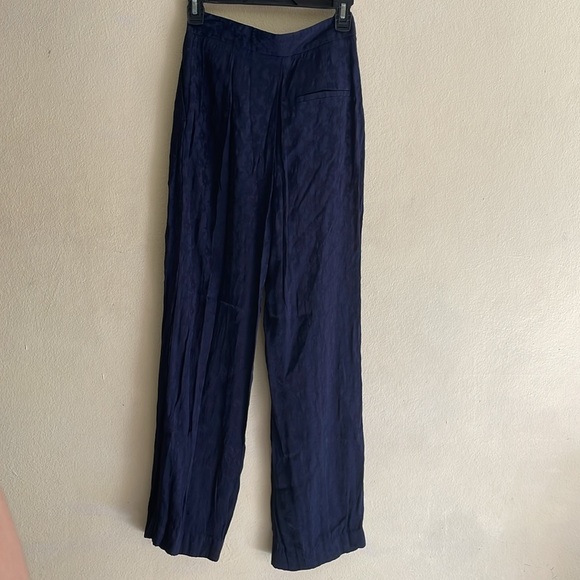 Trousers - Picture 3 of 4